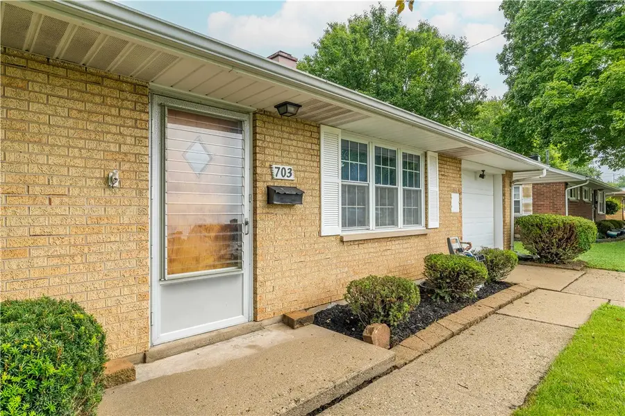 703 Greenhurst Drive, Vandalia, OH 45377 - #3