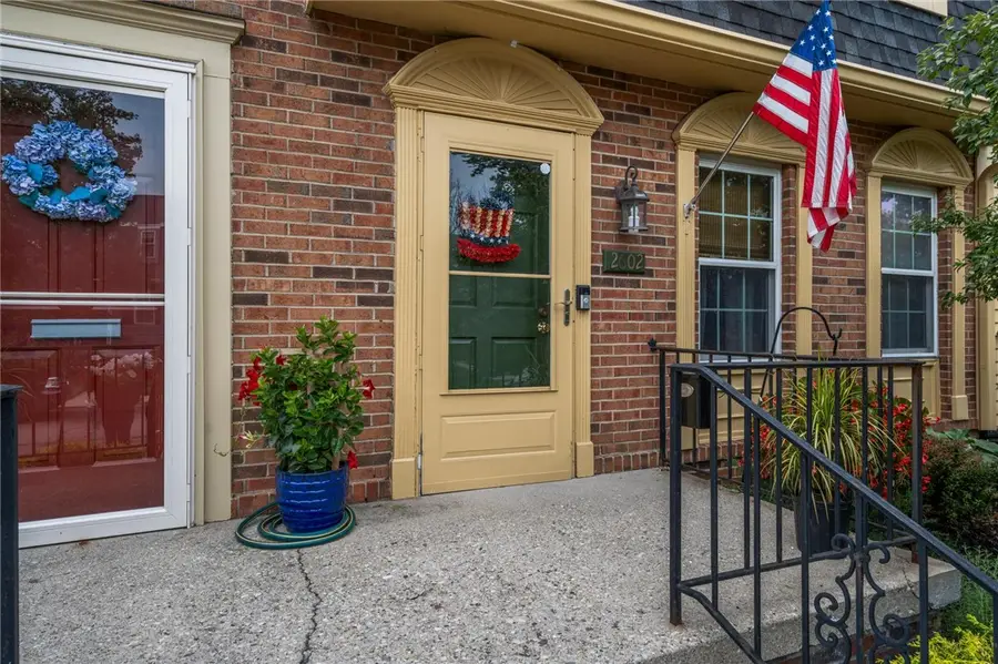 2602 S Kings Arms Circle, Centerville, OH 45440 - #2