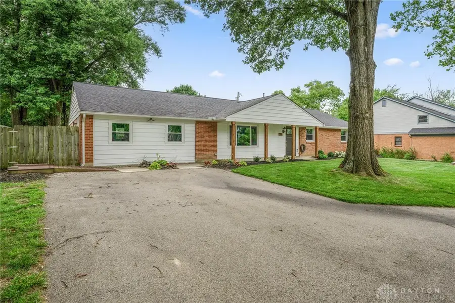 25 Eleanor Drive, Springboro, OH 45066 - #3