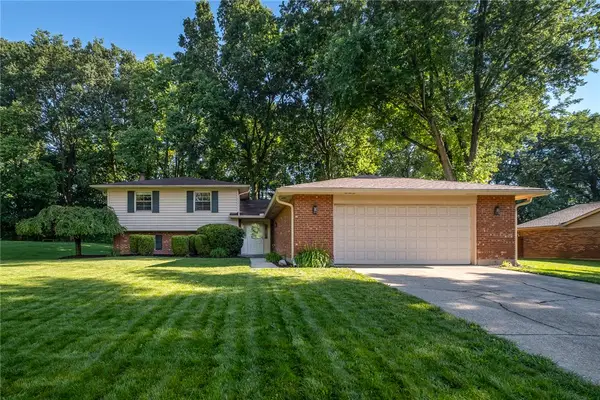 1711 Washington Creek Lane, Washington Twp, OH 45458