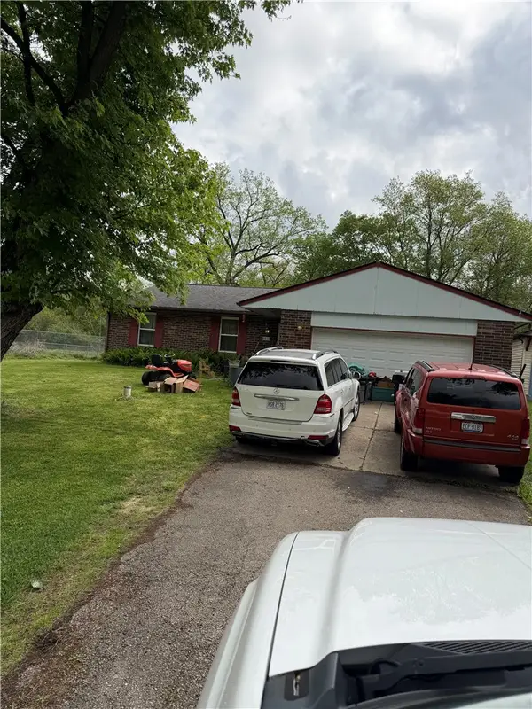 6046 Aaron Lane, Huber Heights, OH 45424