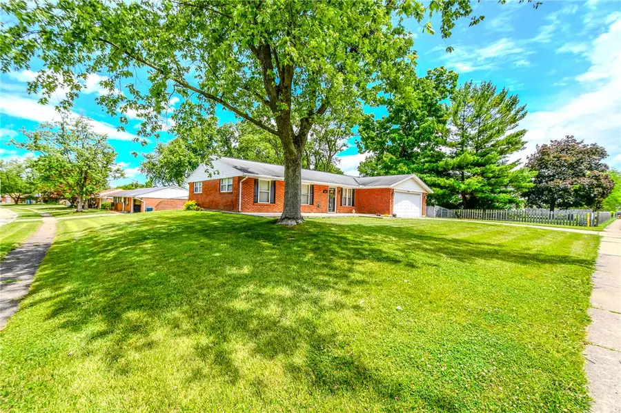 6951 Taylorsville Road, Huber Heights, OH 45424 - #2