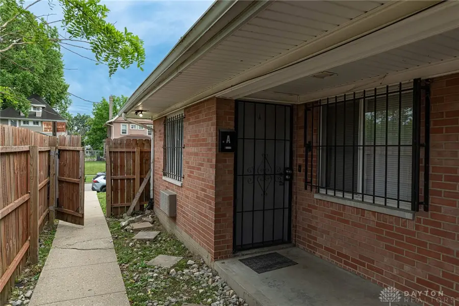 109 Oxford Avenue, Dayton, OH 45402 - #3