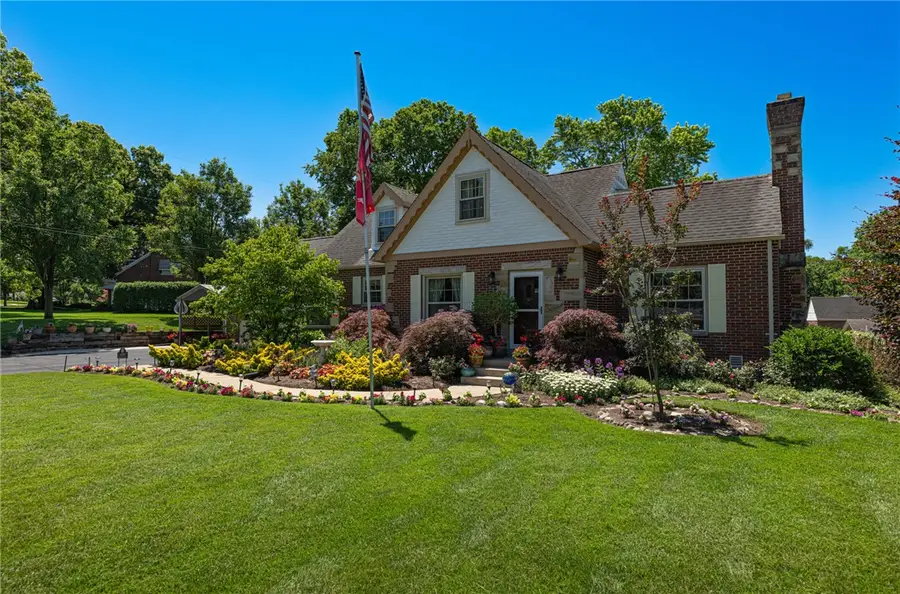 1000 E Linden Avenue, Miamisburg, OH 45342 - #2