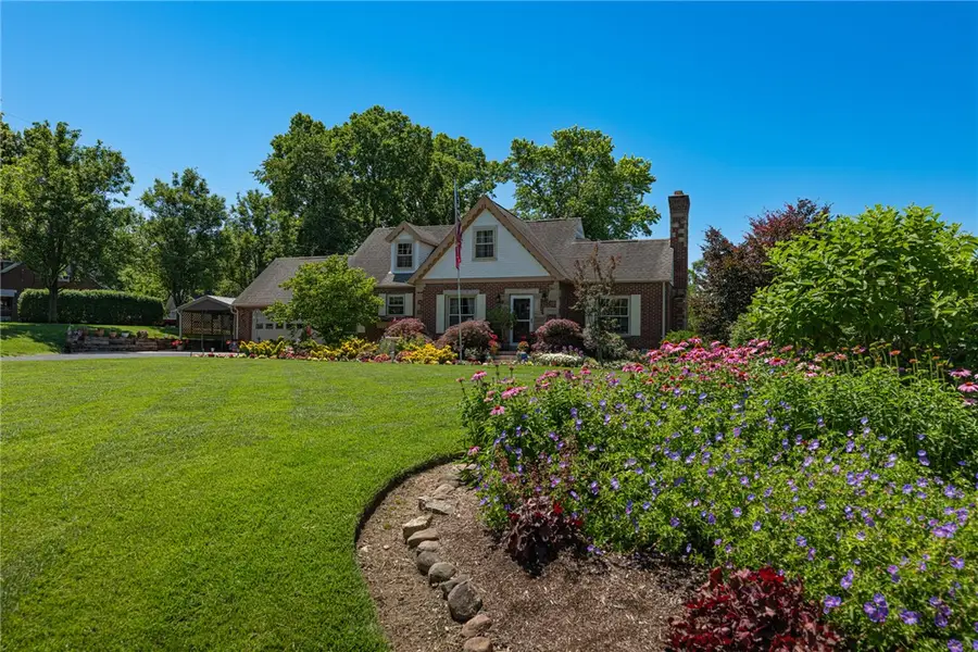 1000 E Linden Avenue, Miamisburg, OH 45342 - #3