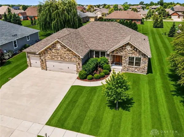 1215 Daylily Way, Troy, OH 45373