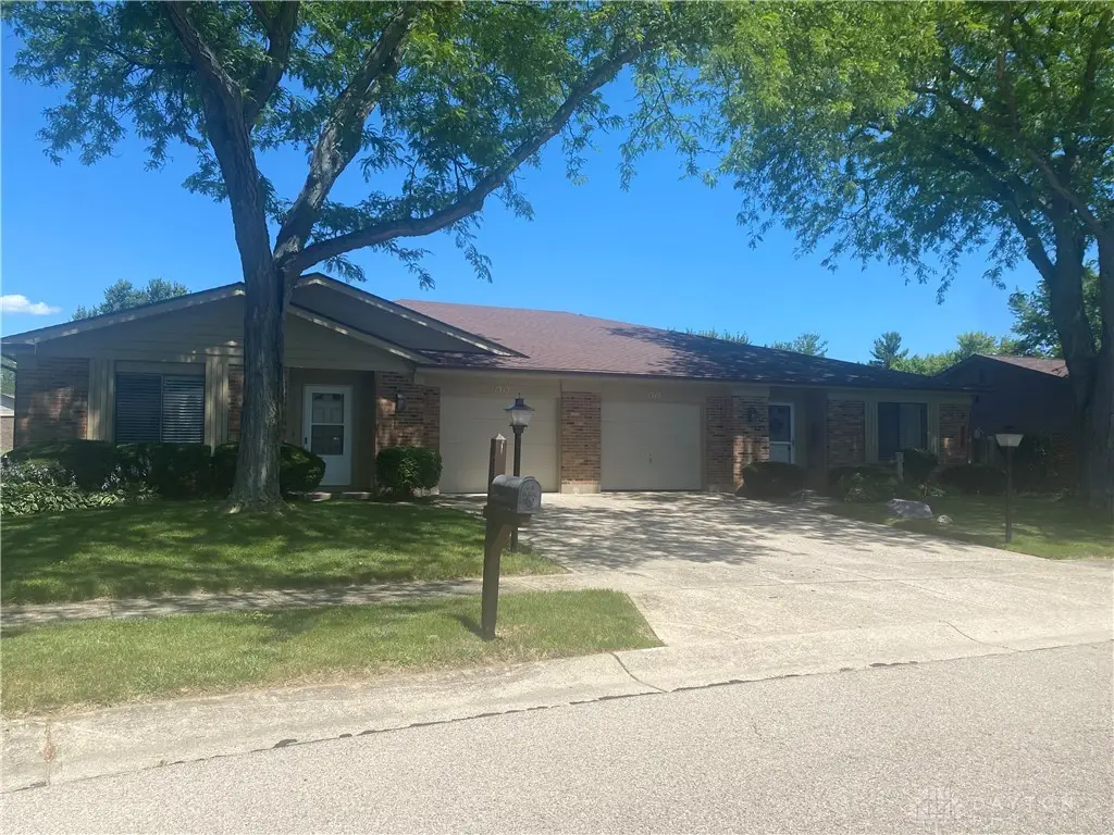 1313-1315 Rosehaven Circle, Kettering, OH 45429 - #1