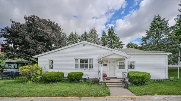 1302 N Yellow Springs Street, Springfield, OH 45504