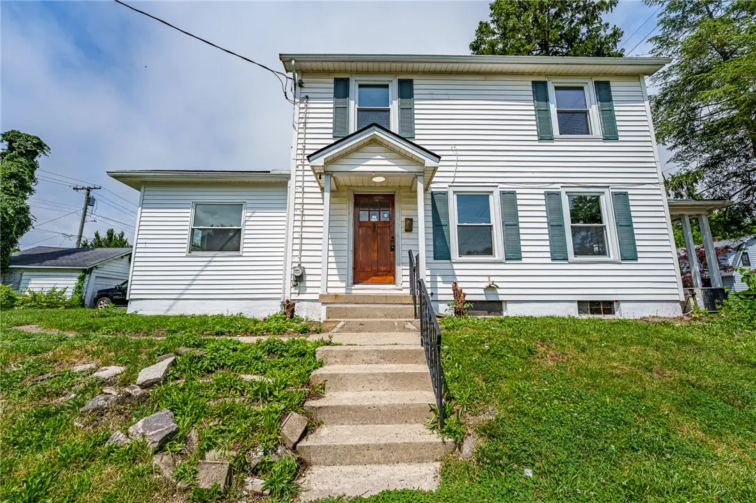 258 E Siebenthaler Avenue, Dayton, OH 45405 - #1