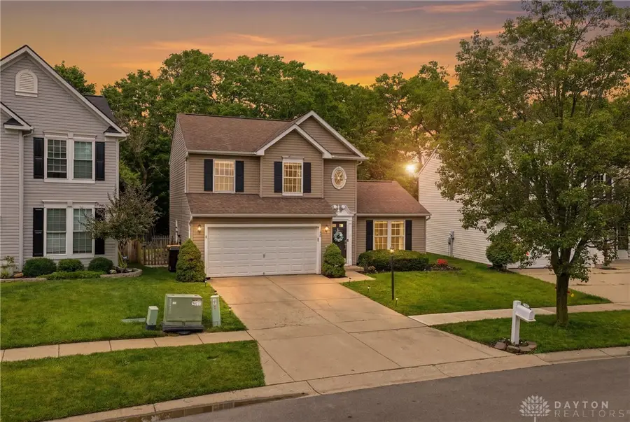 130 Mcdaniels Lane, Springboro, OH 45066 - #2