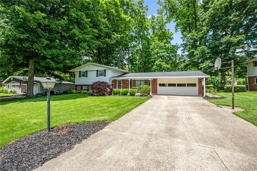 2718 Bahns Drive, Beavercreek, OH 45434 - #2