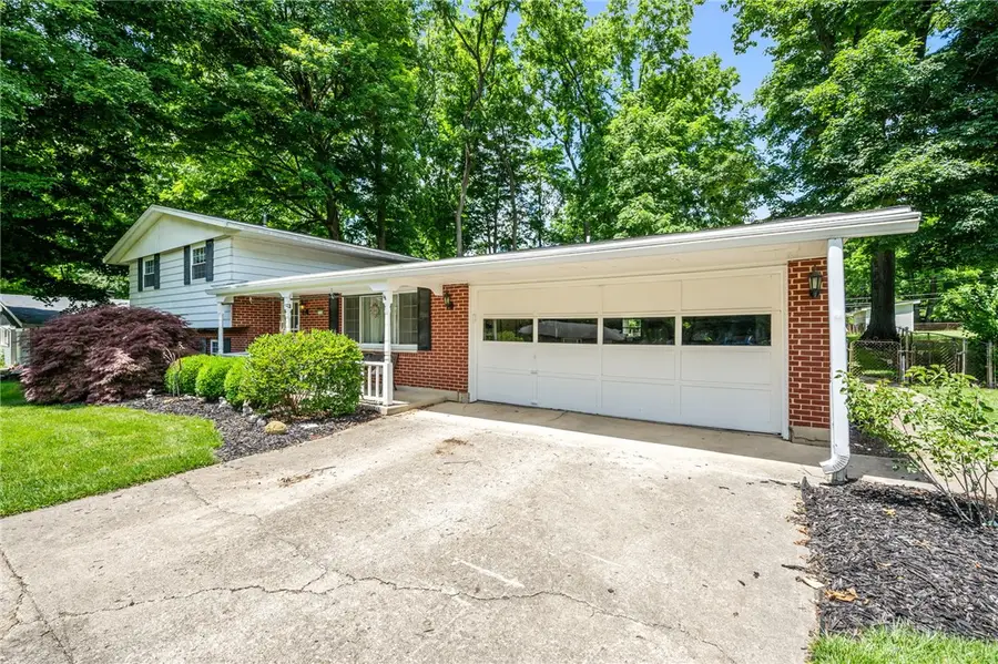 2718 Bahns Drive, Beavercreek, OH 45434 - #3