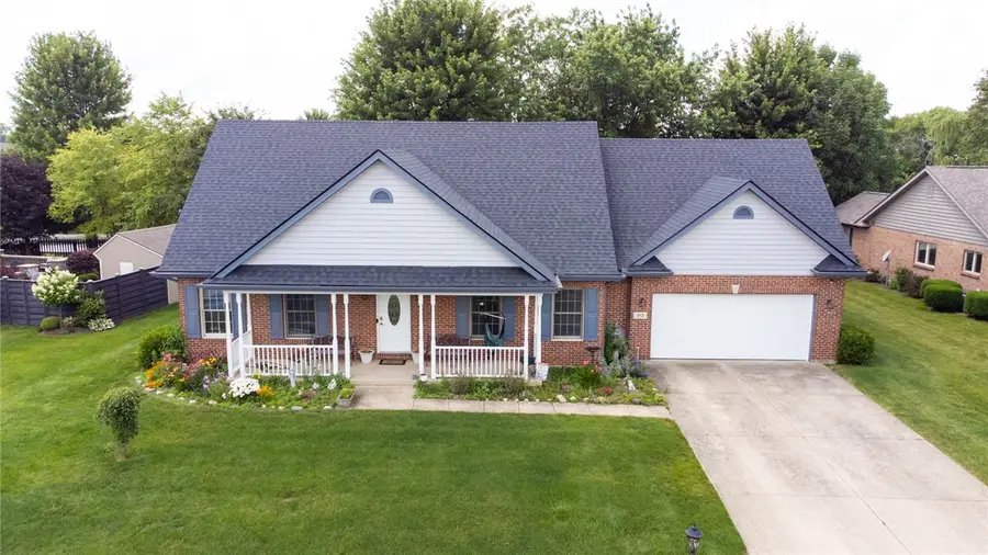 913 Golden Beech Drive, Brookville, OH 45309 - #2