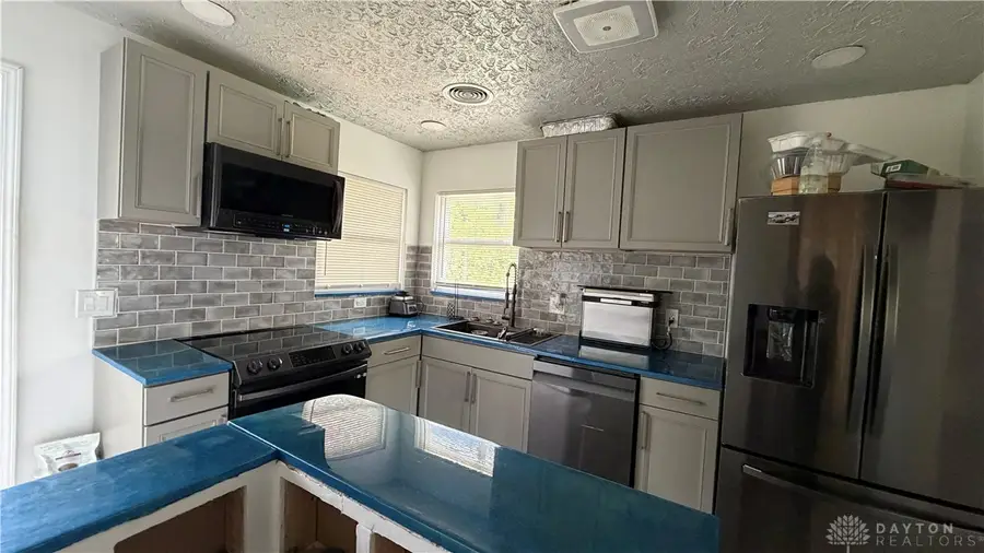 4921 Prescott Avenue #200, Dayton, OH 45406 - #2