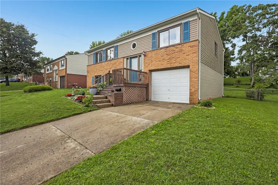 336 Farnsworth Drive, West Carrollton, OH 45449 - #3