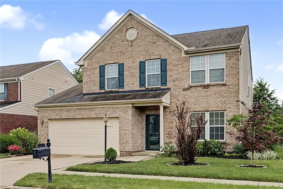 1623 N Wood Creek Drive, Clear Creek, OH 45458 - #2