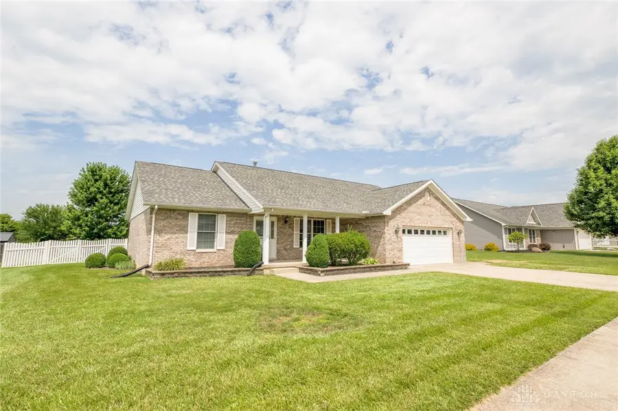 129 Honeysuckle Way, Eaton, OH 45320 - #3