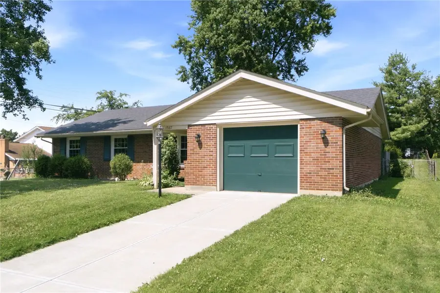 1567 Glendale Drive, Fairborn, OH 45324 - #2
