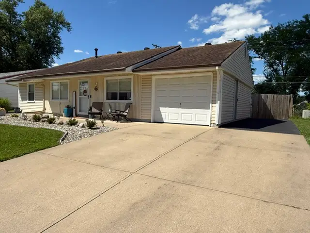 80 S Hillcrest Drive, Germantown, OH 45327 - #3