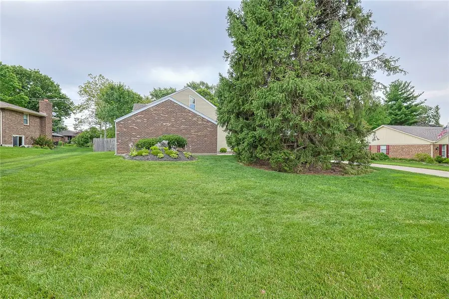 9040 S Normandy Lane, Washington, OH 45458 - #2