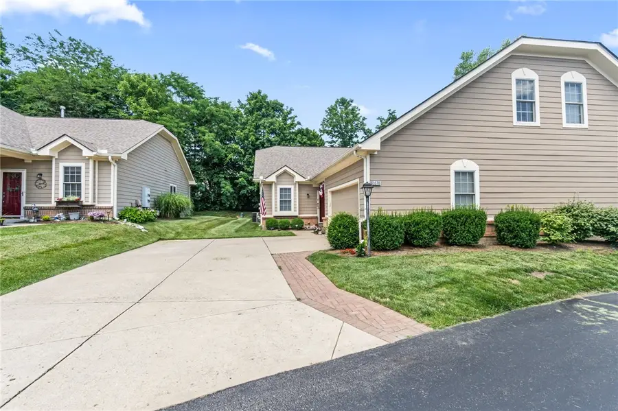 3378 Darbyshire Drive, Beavercreek, OH 45440 - #2