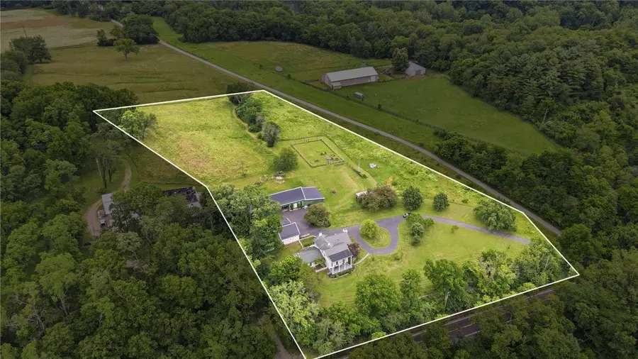 3098 State Route 725, Sugarcreek, OH 45370 - #2