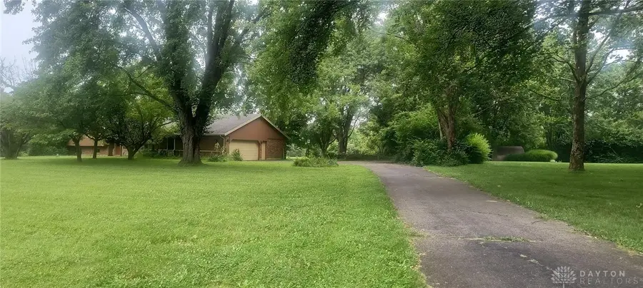 1470 Sugarhill Lane, Sugarcreek, OH 45385 - #2