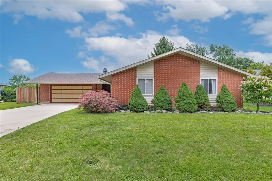 7042 Cliffstone Drive, Huber Heights, OH 45424 - #2