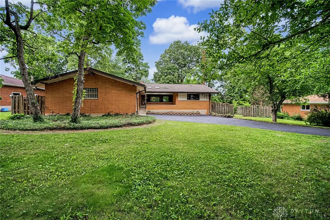 2525 Big Woods Trail, Beavercreek, OH 45431 - #1