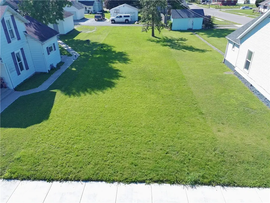 316 Ellis St, Troy, OH 45373 - #2