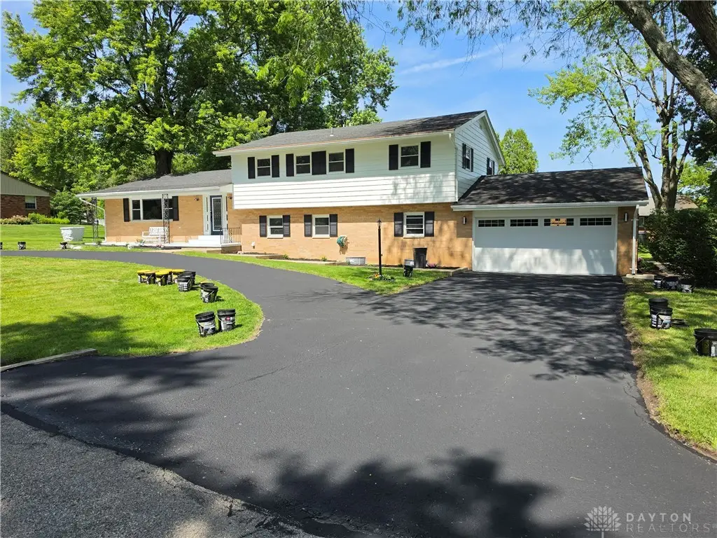 2570 Mardella Drive, Beavercreek, OH 45434 - #1