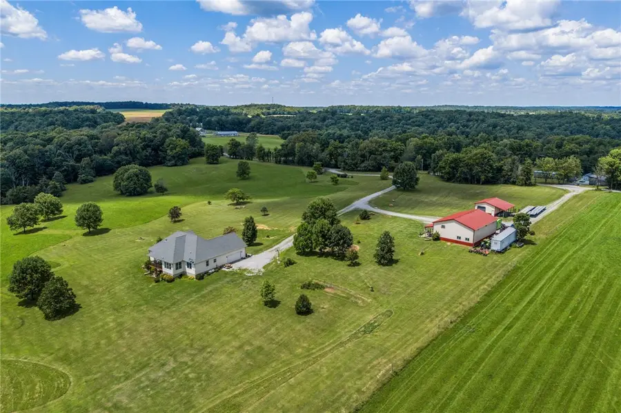 6880 Oakridge Road, Hillsboro, OH 45133 - #3