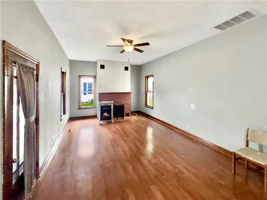 118 E Mechanic Street, Eaton, OH 45320 - #2