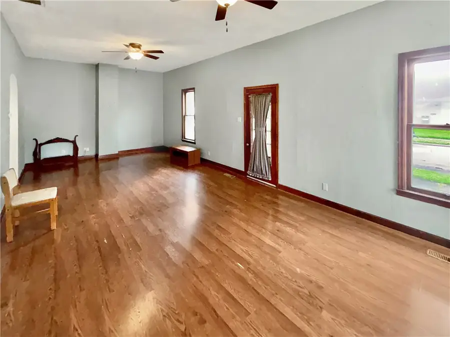 118 E Mechanic Street, Eaton, OH 45320 - #3
