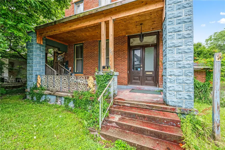 928 E High Street, Springfield, OH 45505 - #2