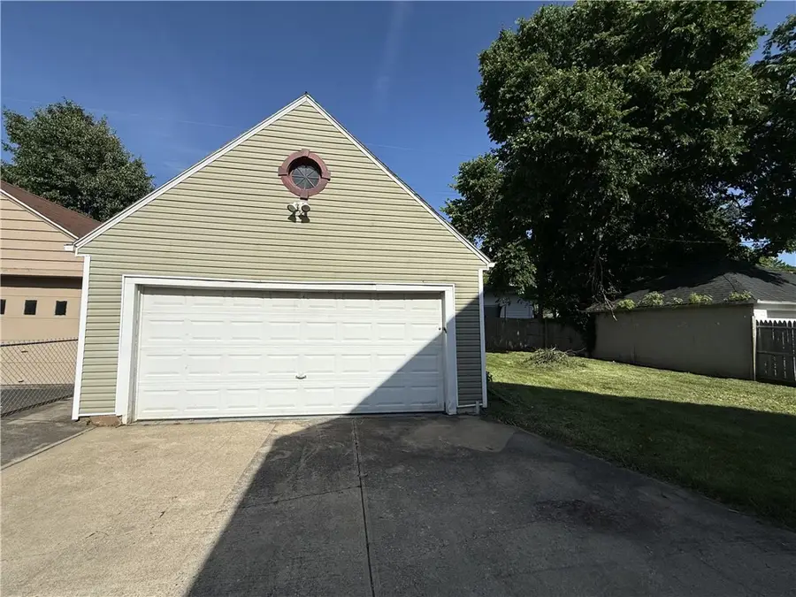 215 Aberdeen Drive, Middletown, OH 45042 - #3