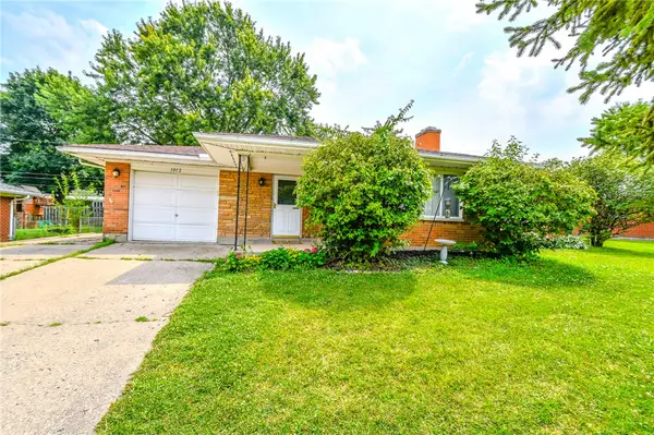 1012 E Stroop Road, Kettering, OH 45429