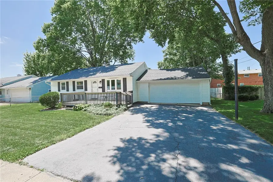 111 Stadia Drive, Franklin, OH 45005 - #3