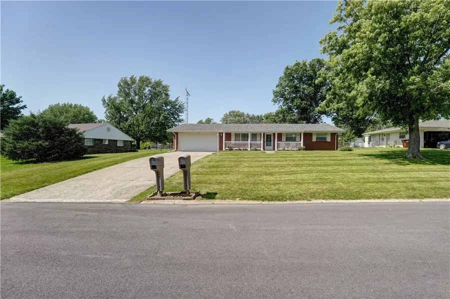 204 Linwood Drive, Greenville, OH 45331 - #2