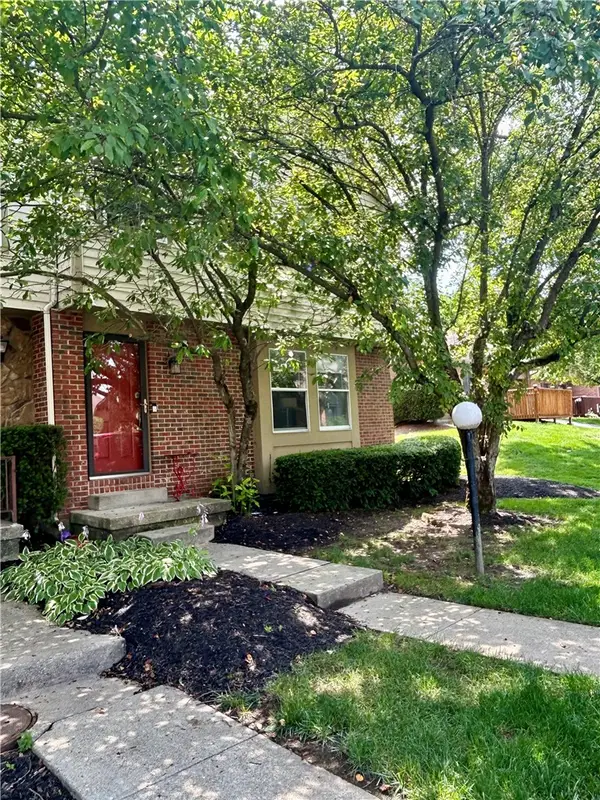 49 Kimwood Drive, Englewood, OH 45322