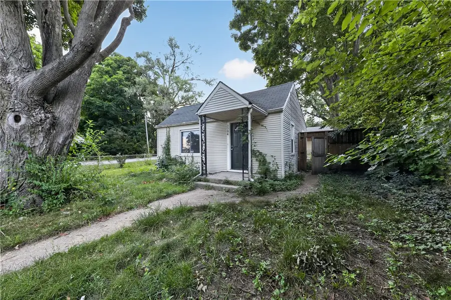 1704 Wilbur Avenue, Fairborn, OH 45324 - #3