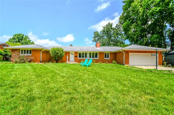 3290 Ridgeview Avenue, Kettering, OH 45409