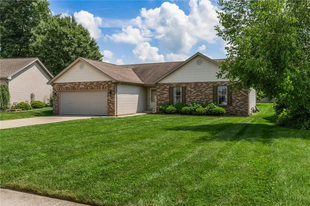 1004 Country Oaks Lane, Wilmington, OH 45177 - #1