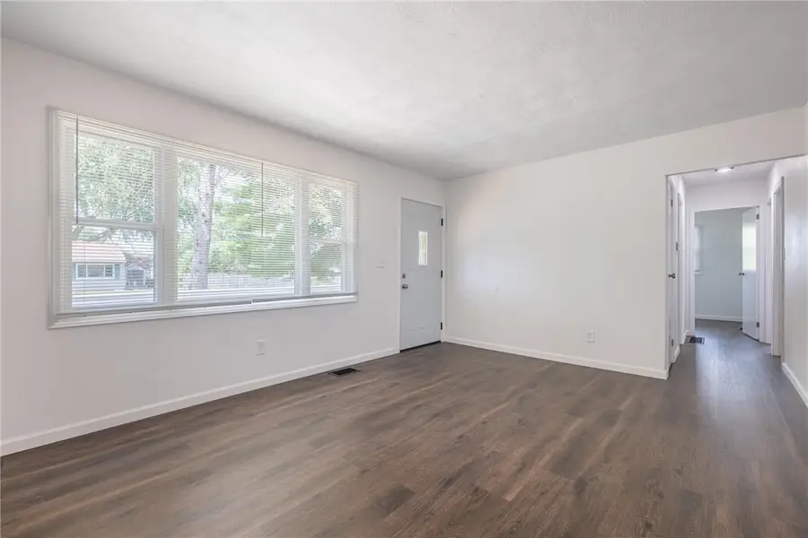 1800 Clarissa Avenue, Kettering, OH 45429 - #3