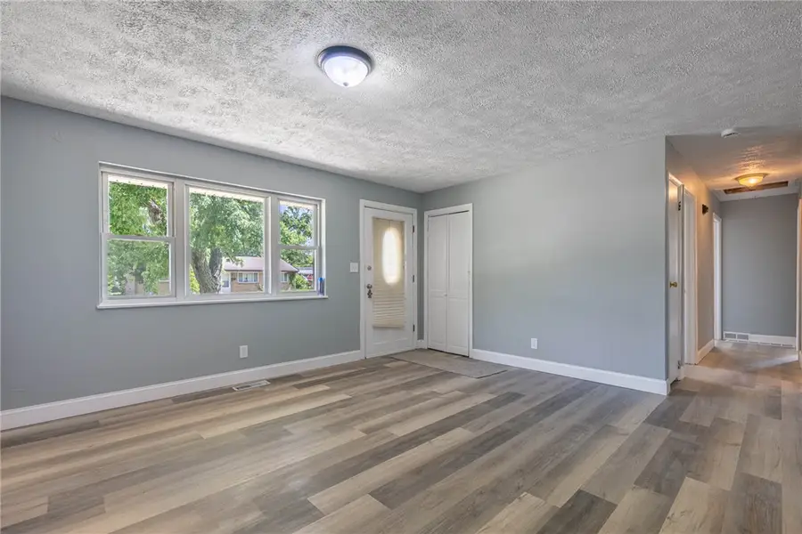 5082 Leedale Drive, Jefferson, OH 45417 - #3