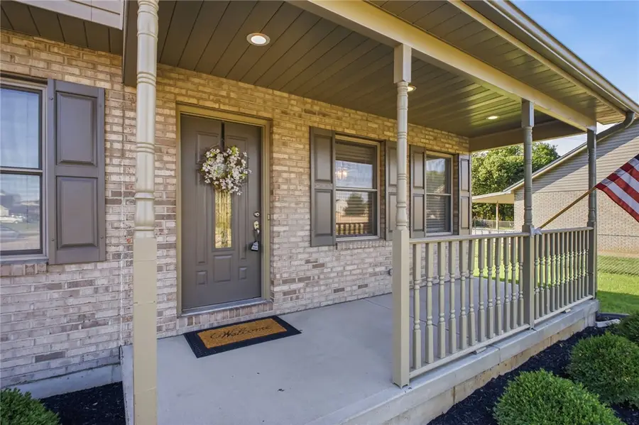 220 Auburn Meadows Court, Carlisle, OH 45005 - #2