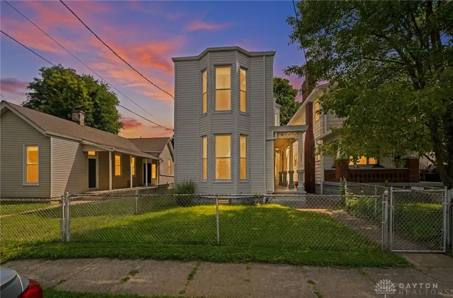 202 W 69th Street, Cincinnati, OH 45216 - #2