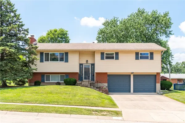 827 Moon Court, Miamisburg, OH 45342