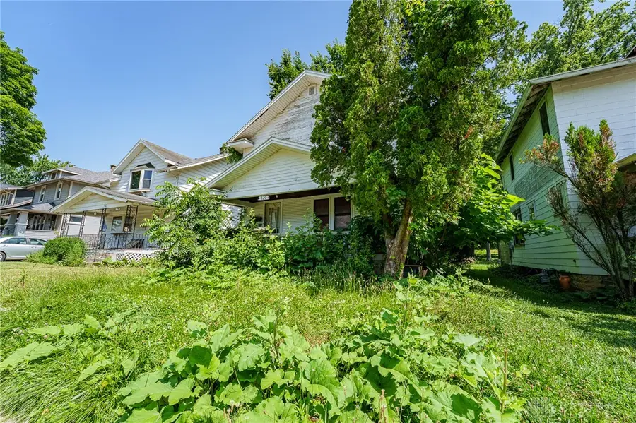 820 E Northern Avenue, Springfield, OH 45503 - #2