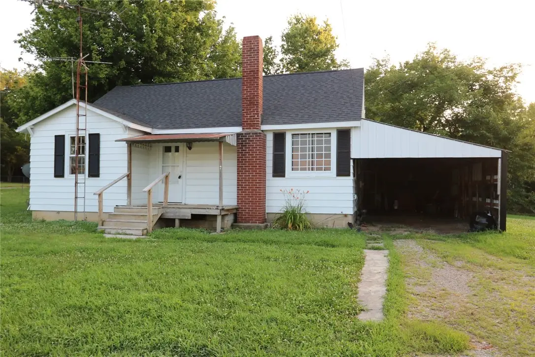 31 Quaker Trace Road, West Alexandria, OH 45381 - #1